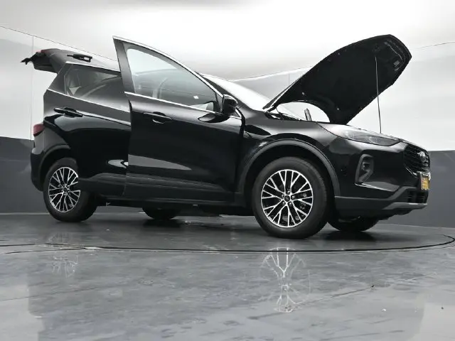 2026 Ford Escape - $32,999