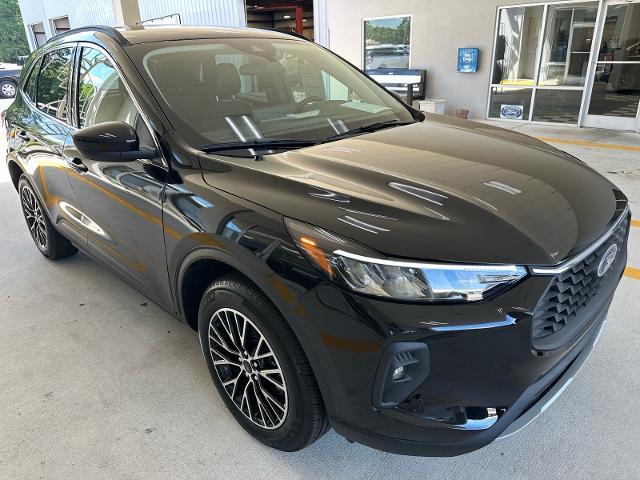 2026 Ford Escape - $31,645