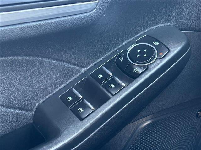 2023 Ford Escape - $15,229