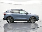 2025 Escape Plug-In Hybrid Thumbnail 4