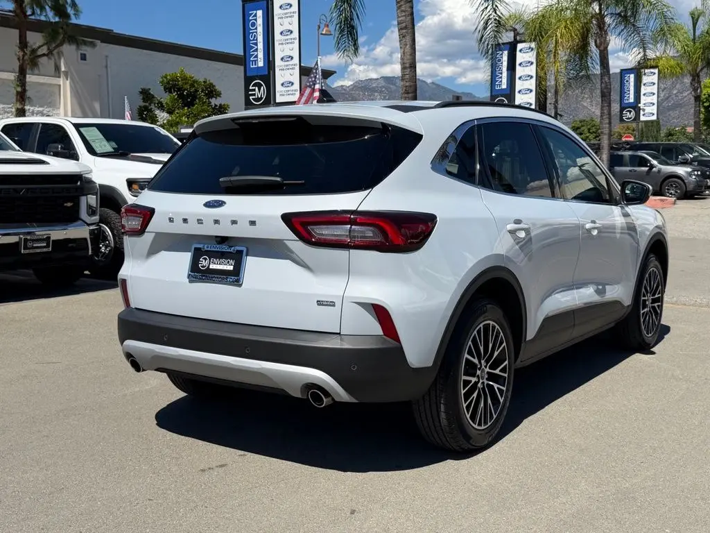 2025 Ford Escape - $29,598