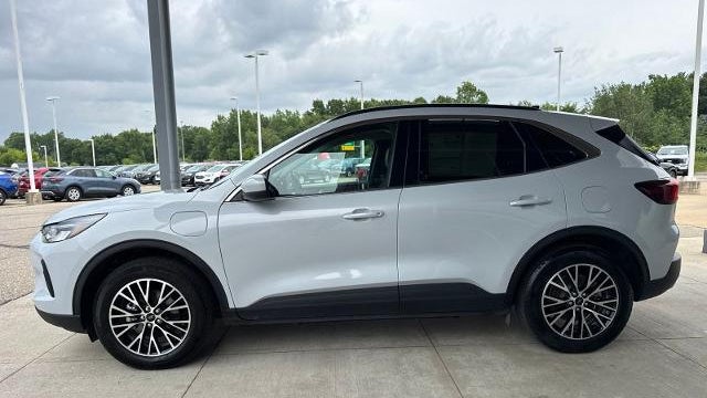2025 Ford Escape Plug-In Hybrid PHEV