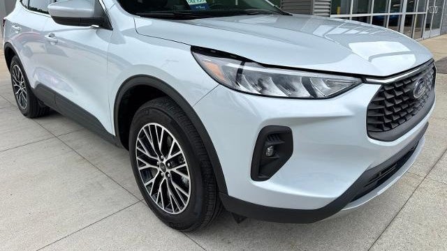 2025 Ford Escape Plug-In Hybrid PHEV