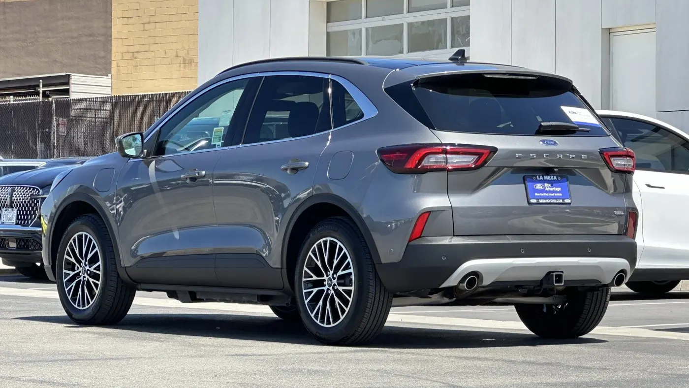2023 Ford Escape Plug-In Hybrid Base