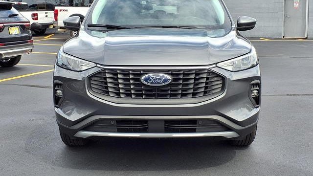 2023 Ford Escape Plug-In Hybrid Base