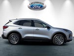 2024 Escape Plug-In Hybrid Thumbnail 3