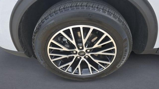 2025 Ford Escape Plug-In Hybrid PHEV
