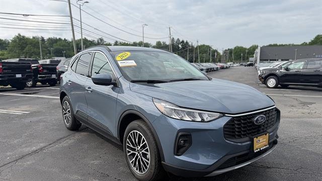 2025 Ford Escape Plug-In Hybrid PHEV