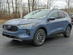 2025 Escape Plug-In Hybrid Thumbnail 3