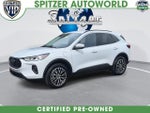 2025 Escape Plug-In Hybrid Thumbnail 4