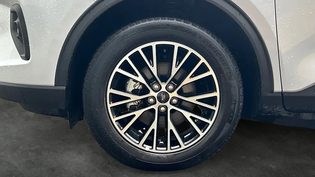 2025 Ford Escape Plug-In Hybrid PHEV
