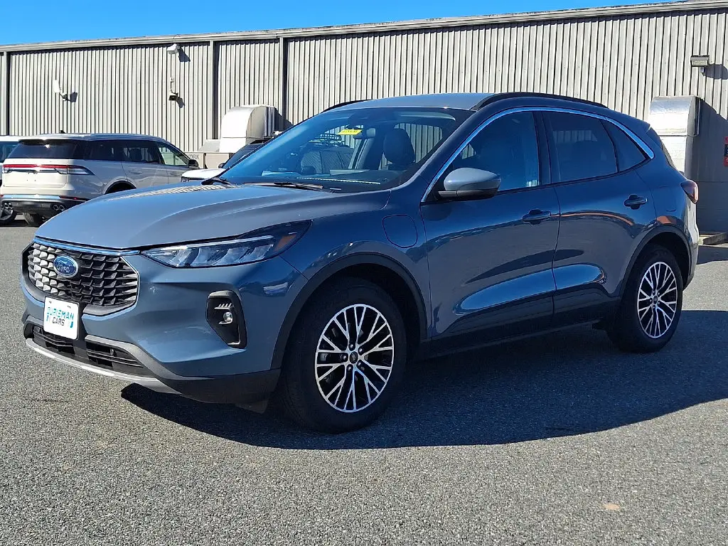 2023 Ford Escape - $20,200
