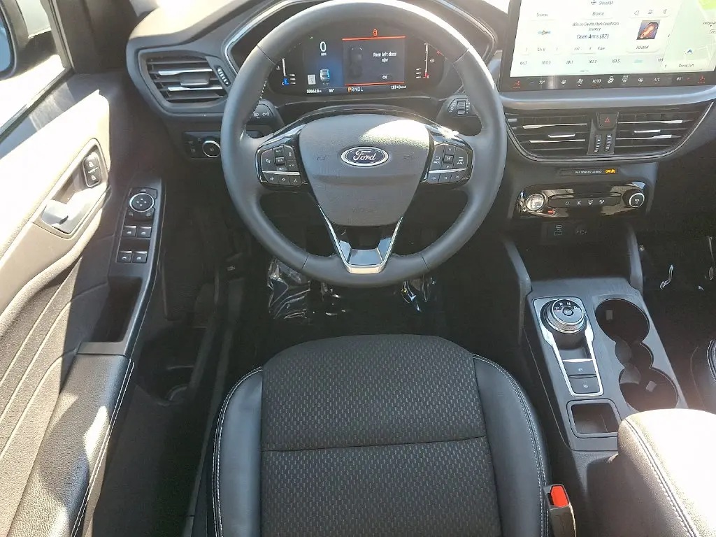 2023 Ford Escape - $20,200