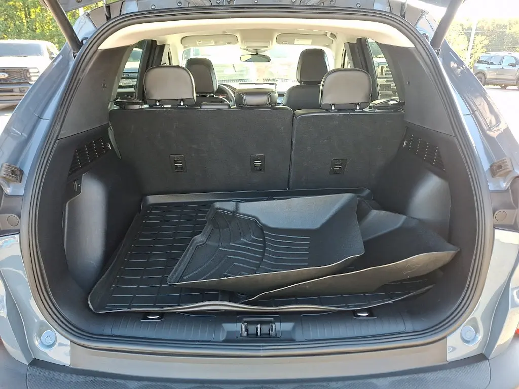2023 Ford Escape - $20,200