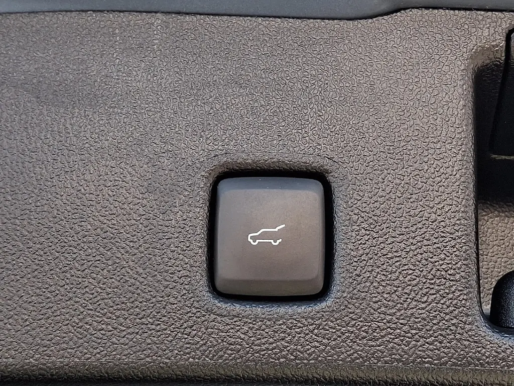 2023 Ford Escape - $20,200