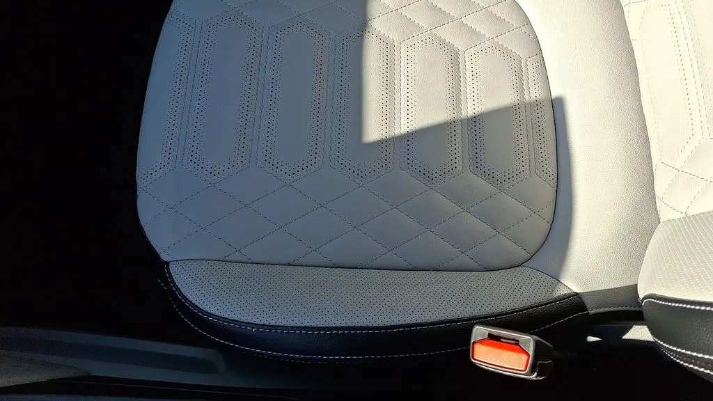 2023 Ford Escape Plug-In Hybrid Base