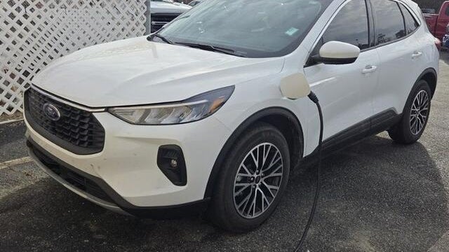 2023 Ford Escape Plug-In Hybrid Base