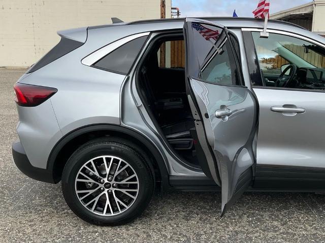 2024 Ford Escape - $27,888
