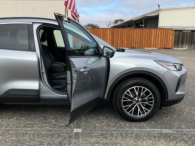 2024 Ford Escape - $27,888