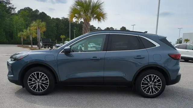 2025 Ford Escape Plug-In Hybrid PHEV