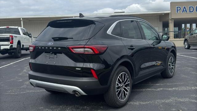 2025 Ford Escape Plug-In Hybrid PHEV