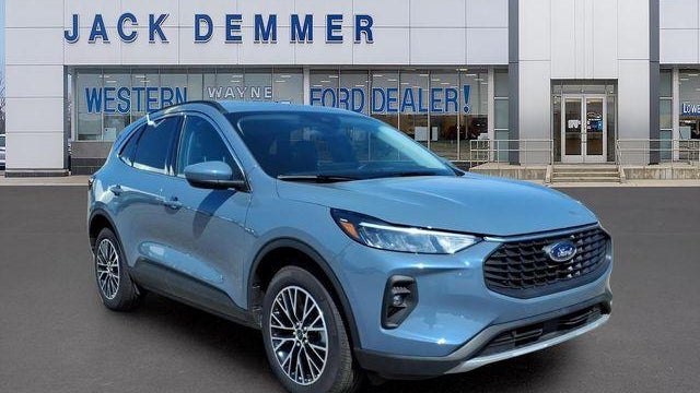 Preowned 2025 Ford Escape Plug-In Hybrid PHEV for Sale