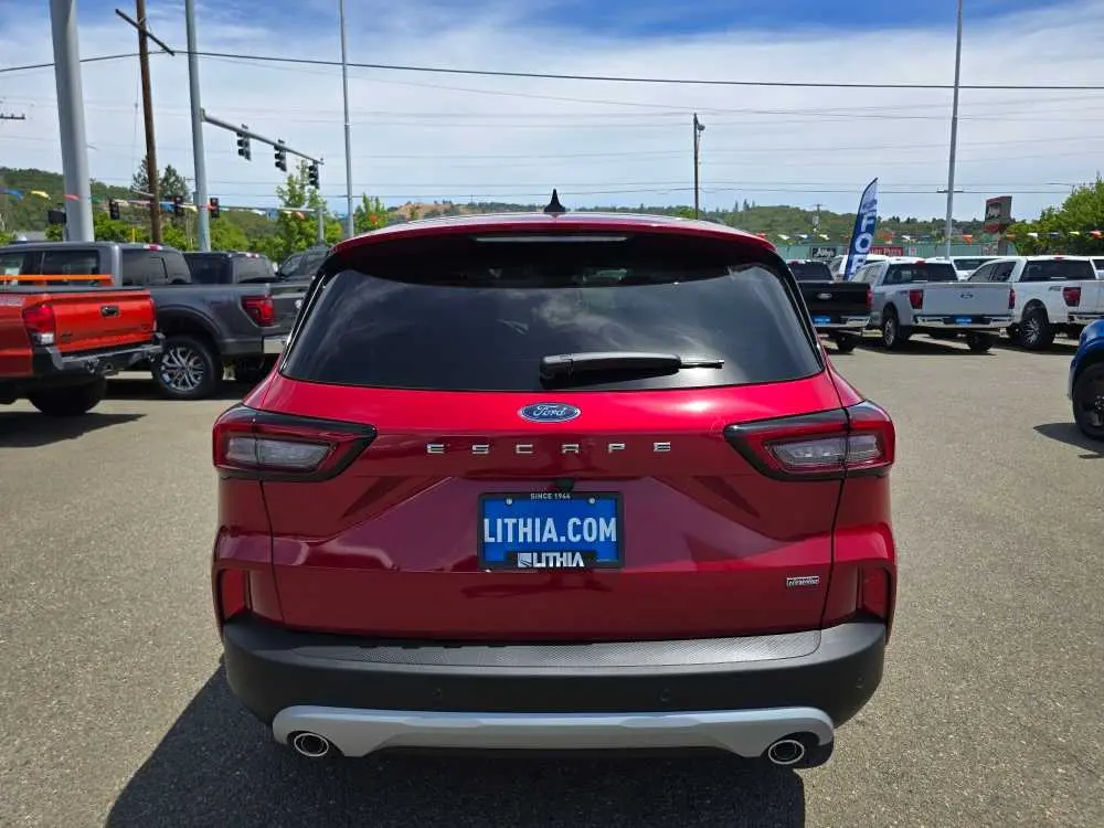 2025 Ford Escape - $28,050