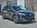 2024 Escape Plug-In Hybrid Thumbnail 5