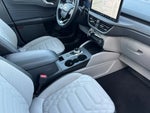 2024 Escape Plug-In Hybrid Thumbnail 1