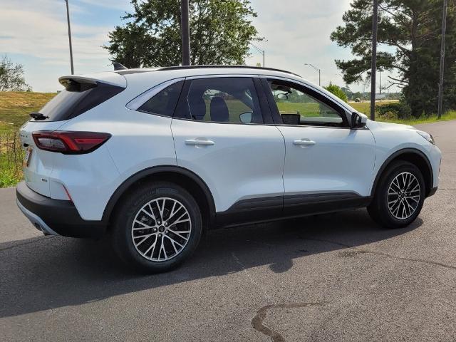 2024 Ford Escape - $24,888
