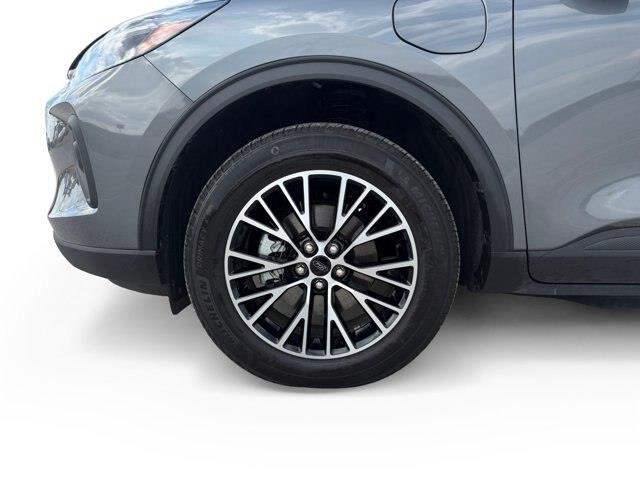 2025 Ford Escape - $28,769