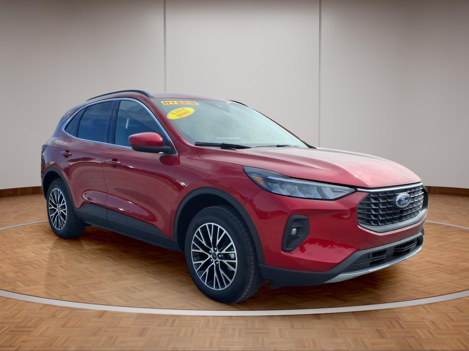 2025 Ford Escape - $29,999