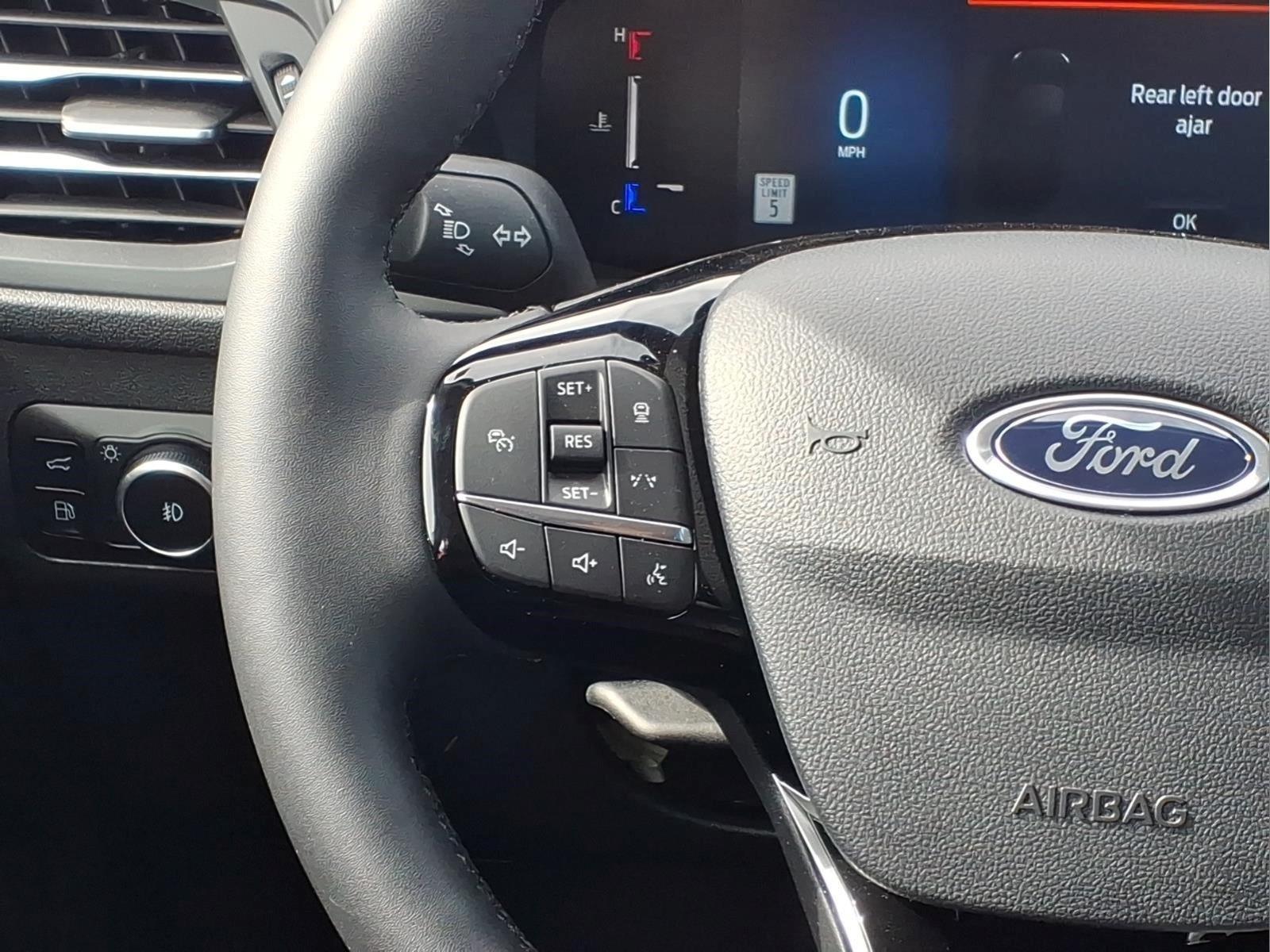 2025 Ford Escape - $29,999