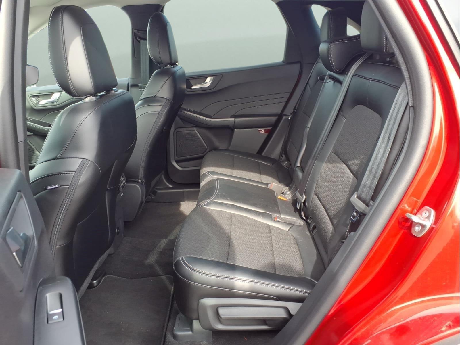 2025 Ford Escape - $29,999