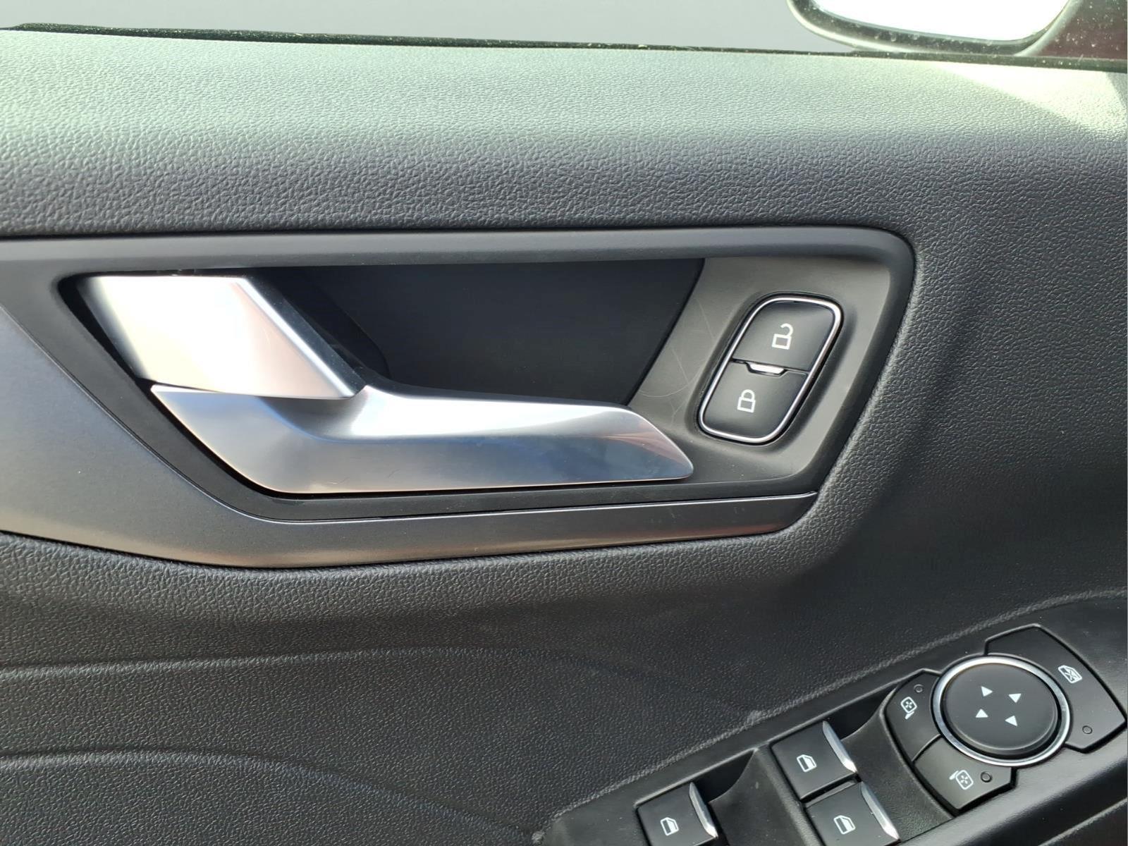 2025 Ford Escape - $29,999