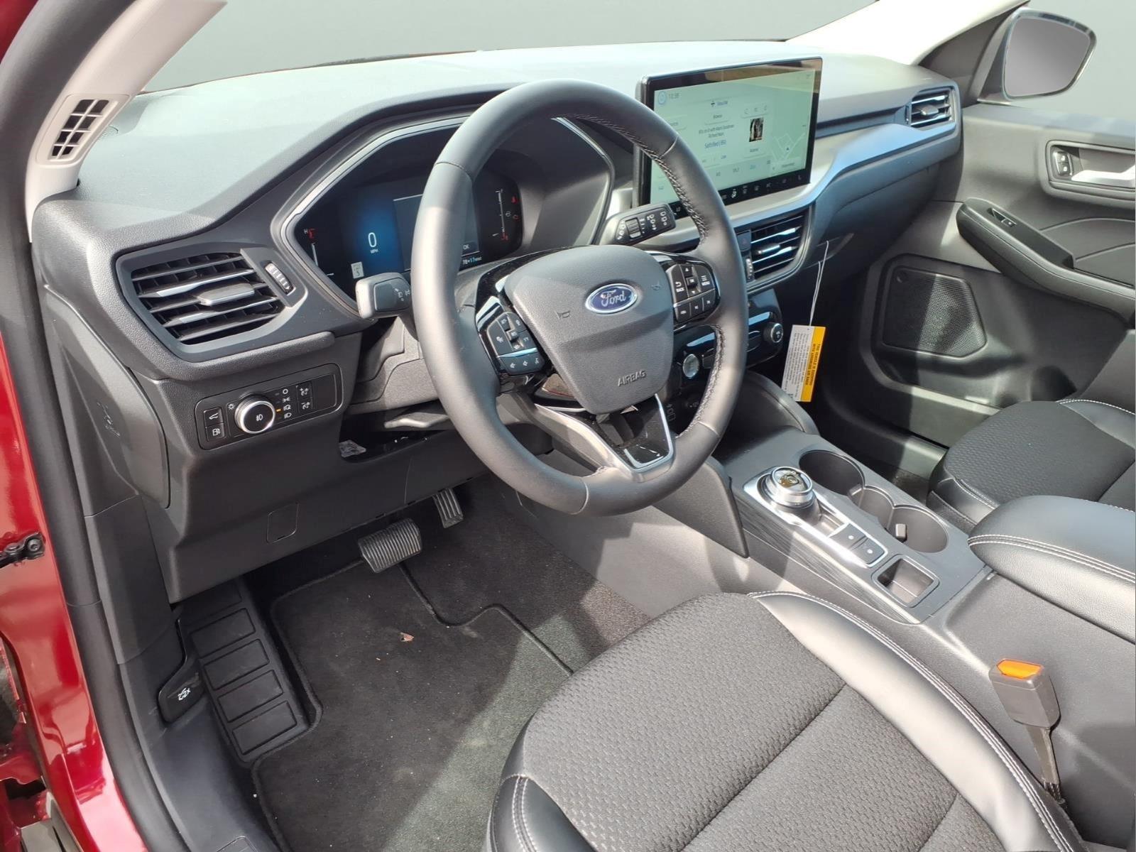 2025 Ford Escape - $29,999