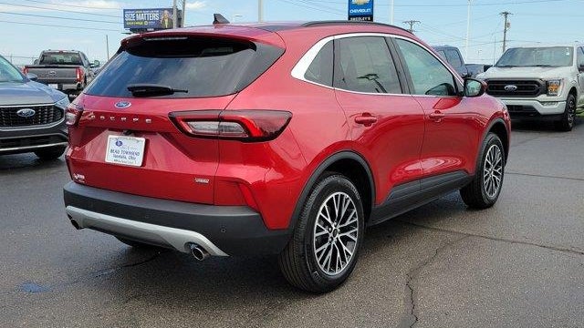 2025 Ford Escape Plug-In Hybrid PHEV