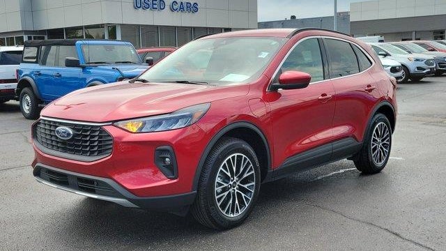 2025 Ford Escape Plug-In Hybrid PHEV