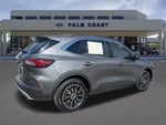 2026 Escape Plug-In Hybrid Thumbnail 3