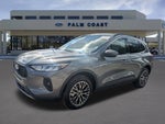 2026 Escape Plug-In Hybrid Thumbnail 7