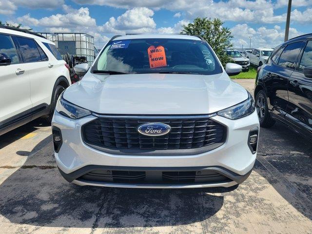 2026 Ford Escape - $31,995