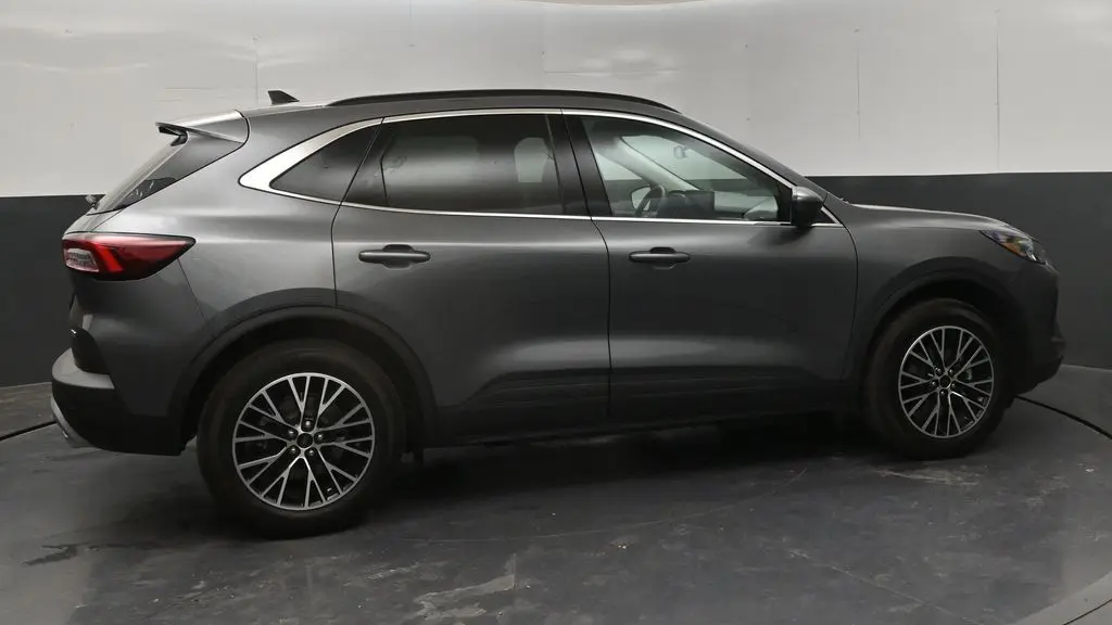 2026 Ford Escape Plug-In Hybrid PHEV