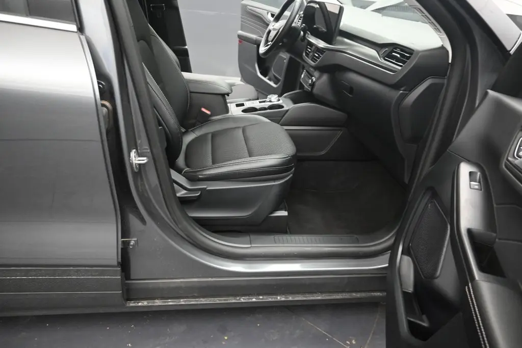 2026 Ford Escape - $32,998