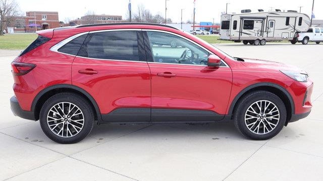 2025 Ford Escape Plug-In Hybrid PHEV