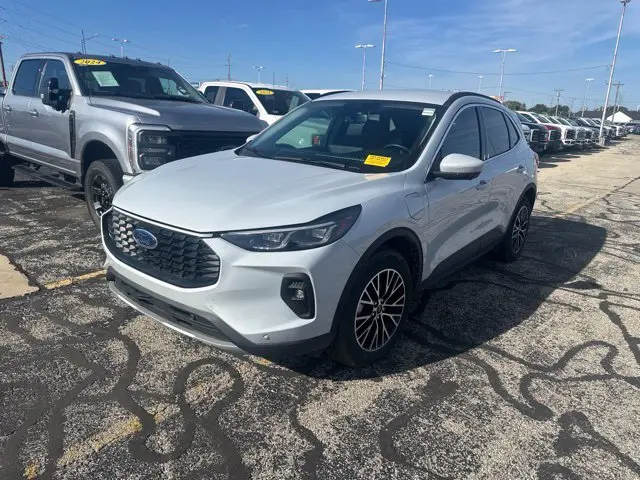 2025 Ford Escape - $29,407
