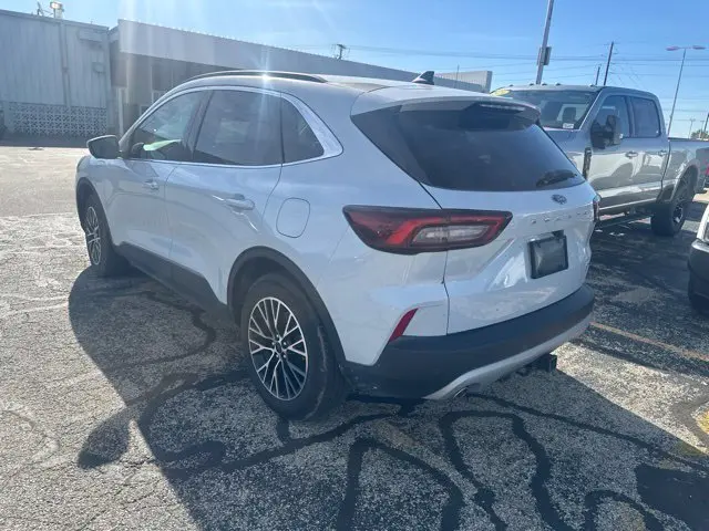 2025 Ford Escape - $29,407