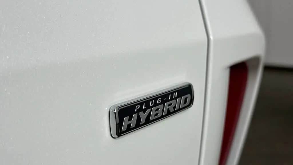 2025 Ford Escape Plug-In Hybrid PHEV