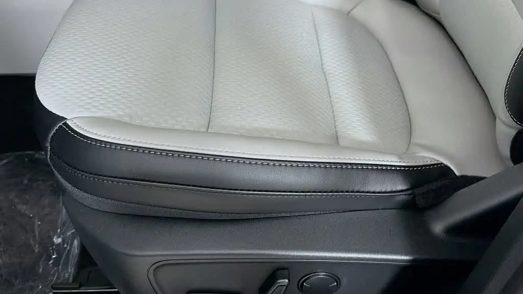 2025 Ford Escape Plug-In Hybrid PHEV