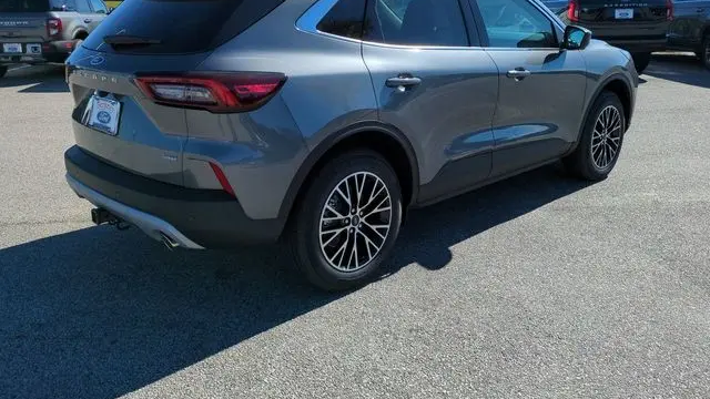 2025 Ford Escape Plug-In Hybrid PHEV