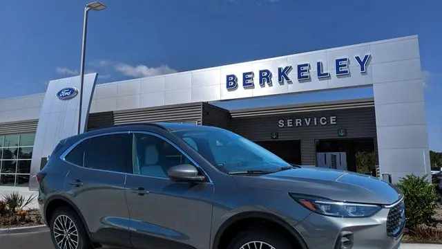 Preowned 2025 Ford Escape Plug-In Hybrid PHEV for Sale